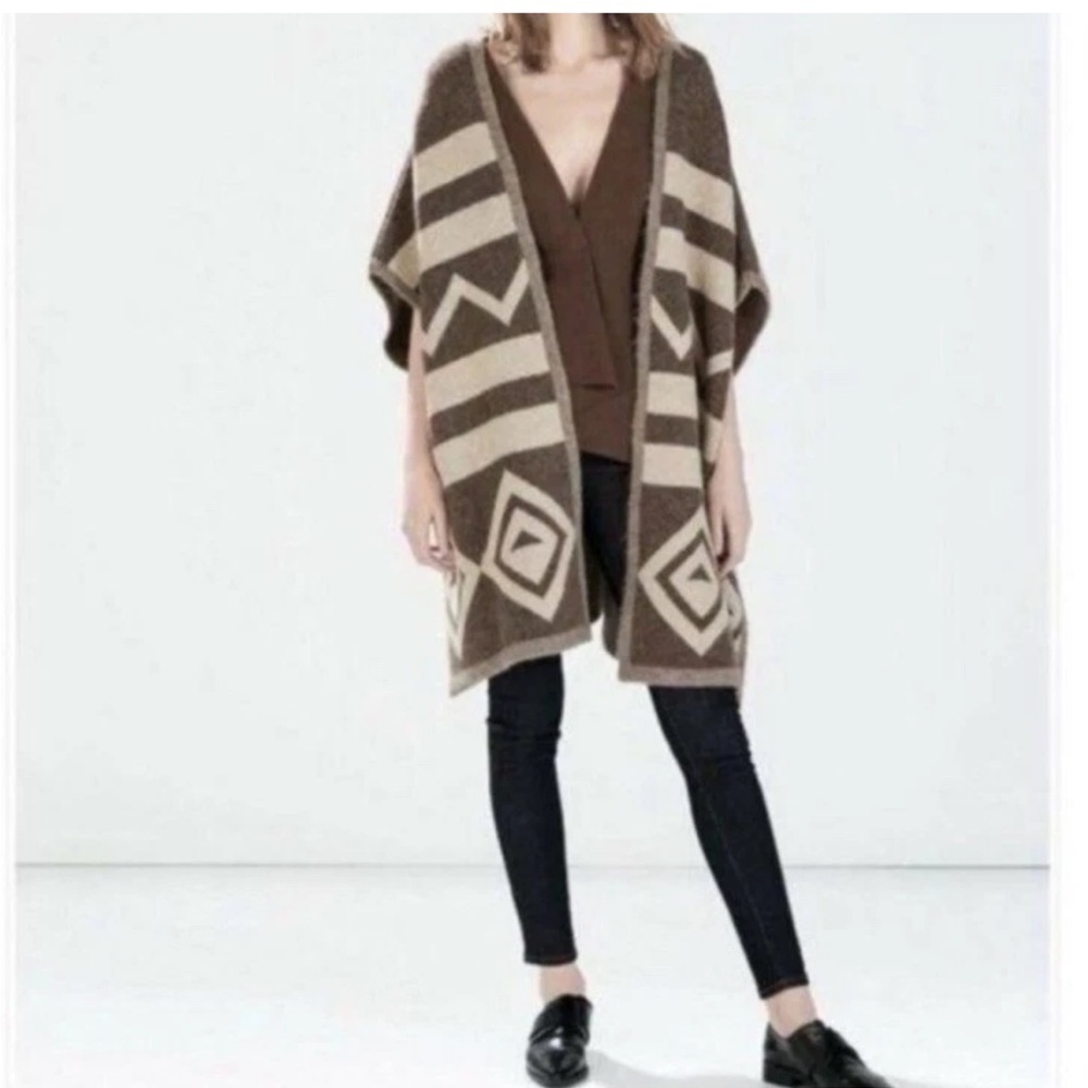 Zara Knit Open Front Southwestern Aztec Tribal Poncho Shrug Shawl